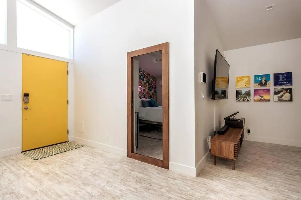 Mid-Century Gem - Pool Jacuzzi & Secret Bedroom Palm Springs Holiday home